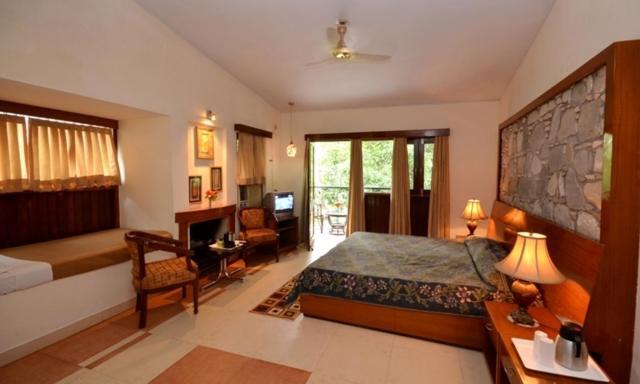 Corbett Suman Grand Hotel Corbett National Park Szoba fotó